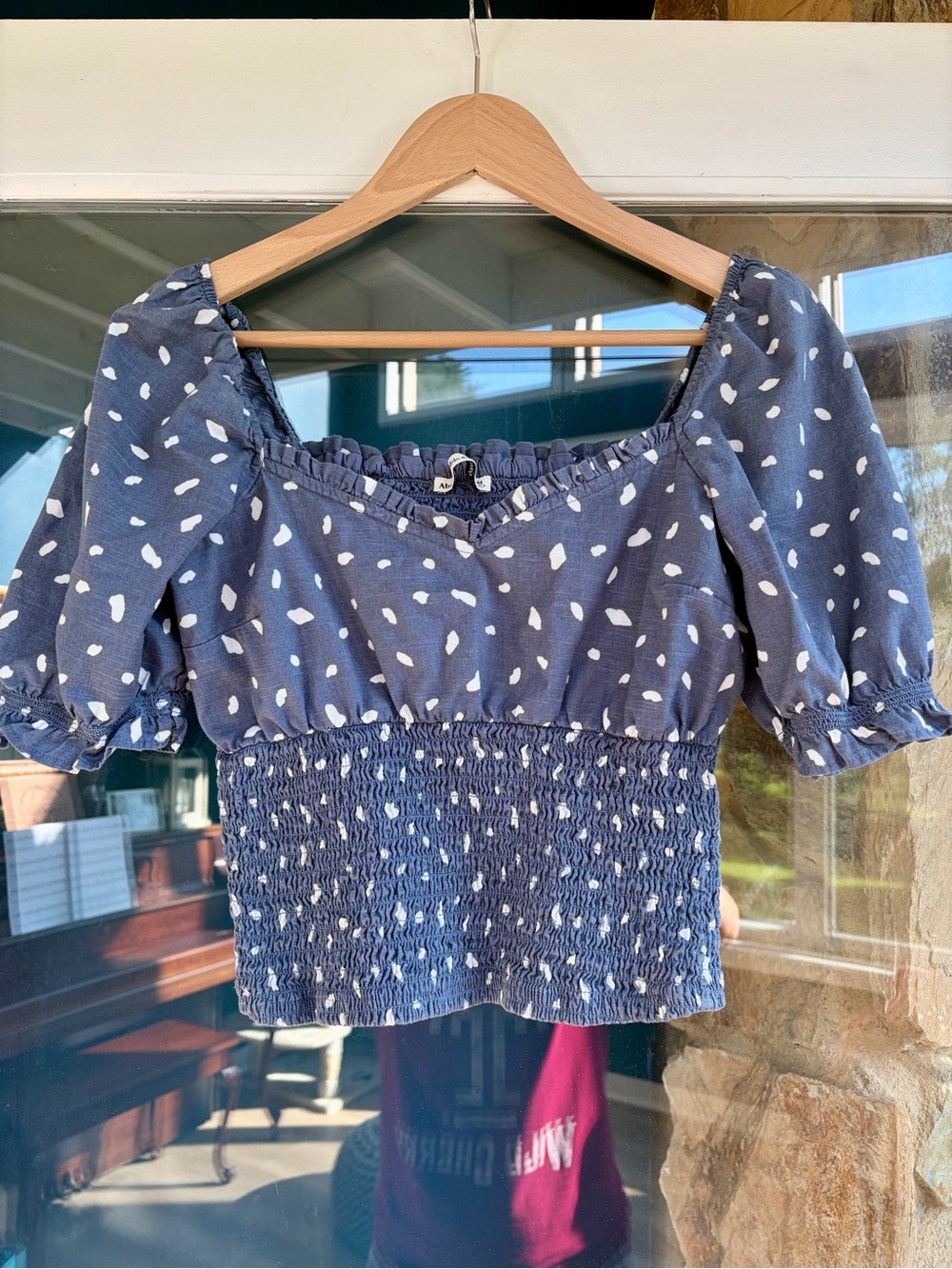Abercrombie & Fitch Blue Smocked Puff Sleeve Crop Top M